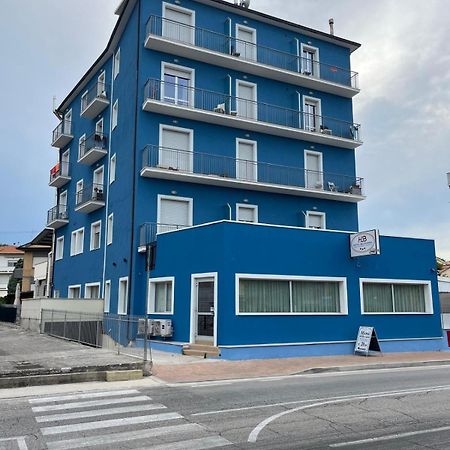 Hotel Belvedere Porto SantʼElpidio Εξωτερικό φωτογραφία