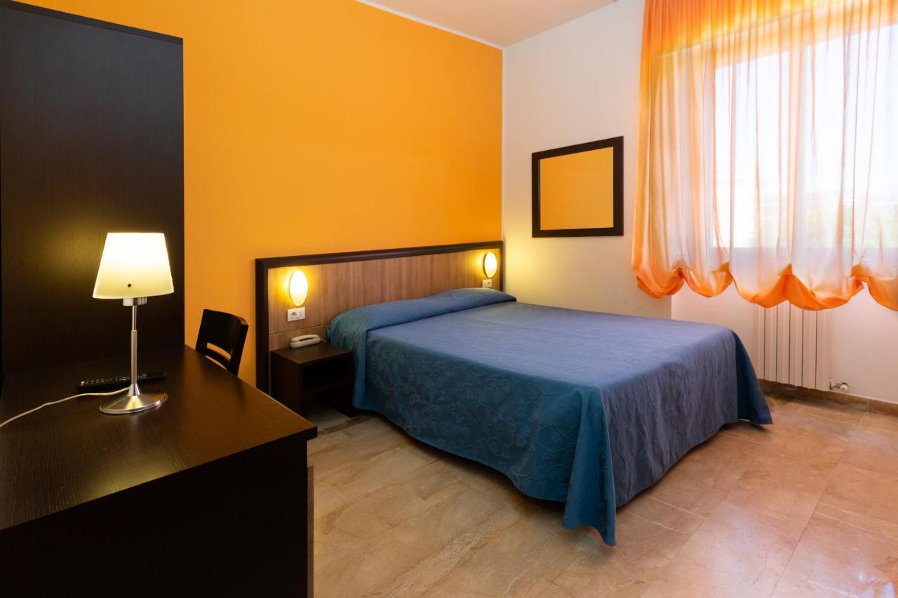 Hotel Belvedere Porto SantʼElpidio Εξωτερικό φωτογραφία