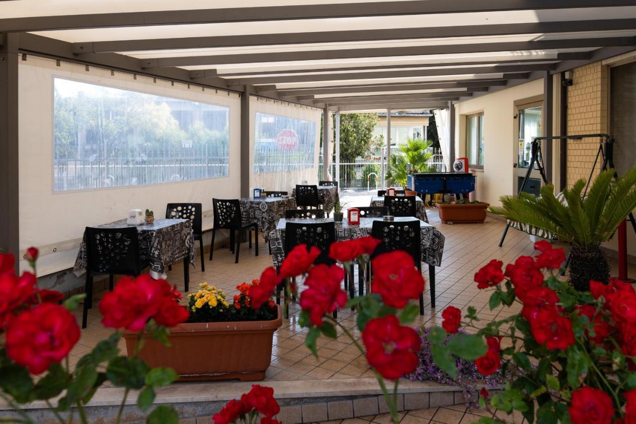 Hotel Belvedere Porto SantʼElpidio Εξωτερικό φωτογραφία